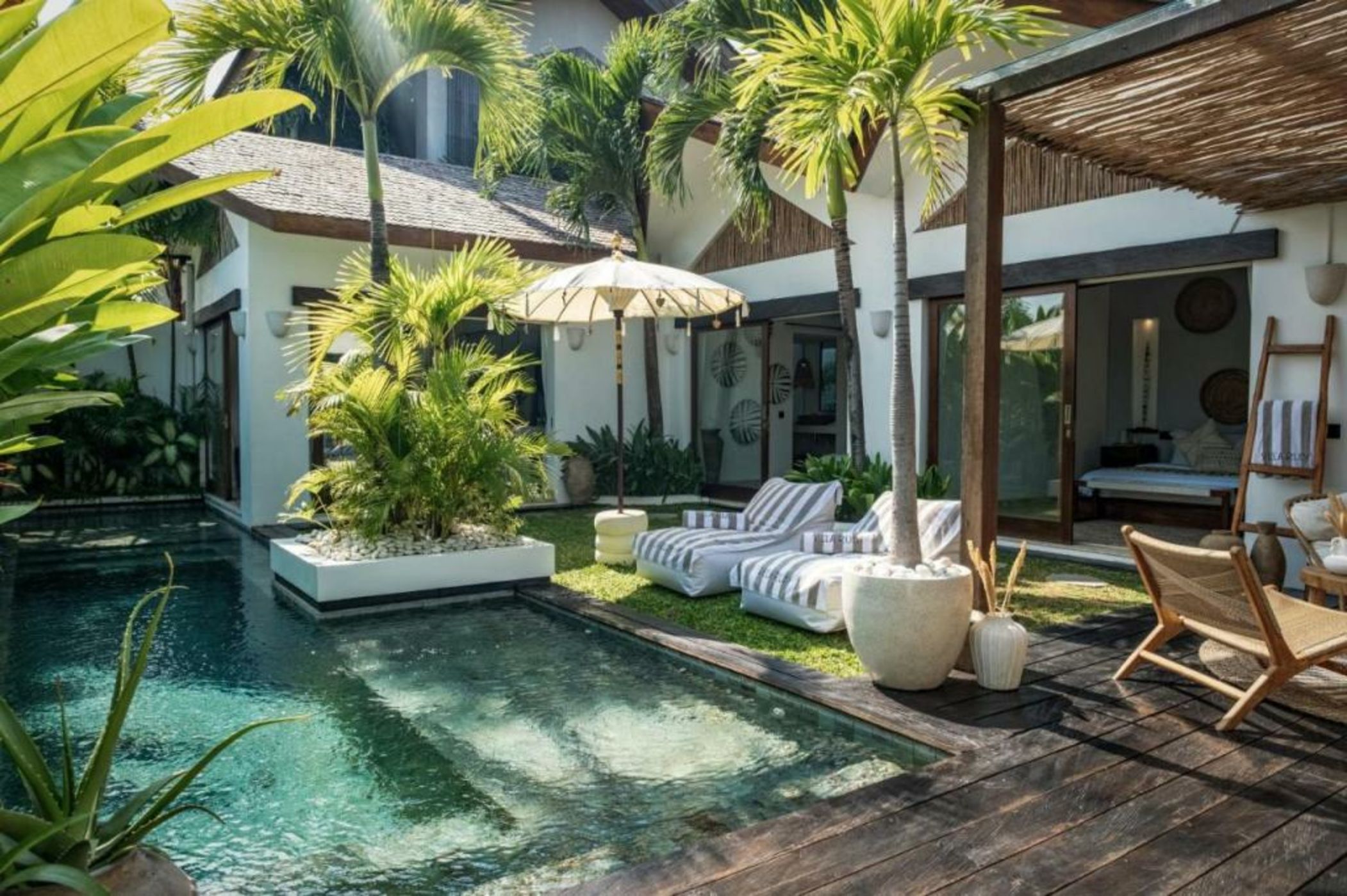 Tropical Oasis in Canggu - Villa Ruby