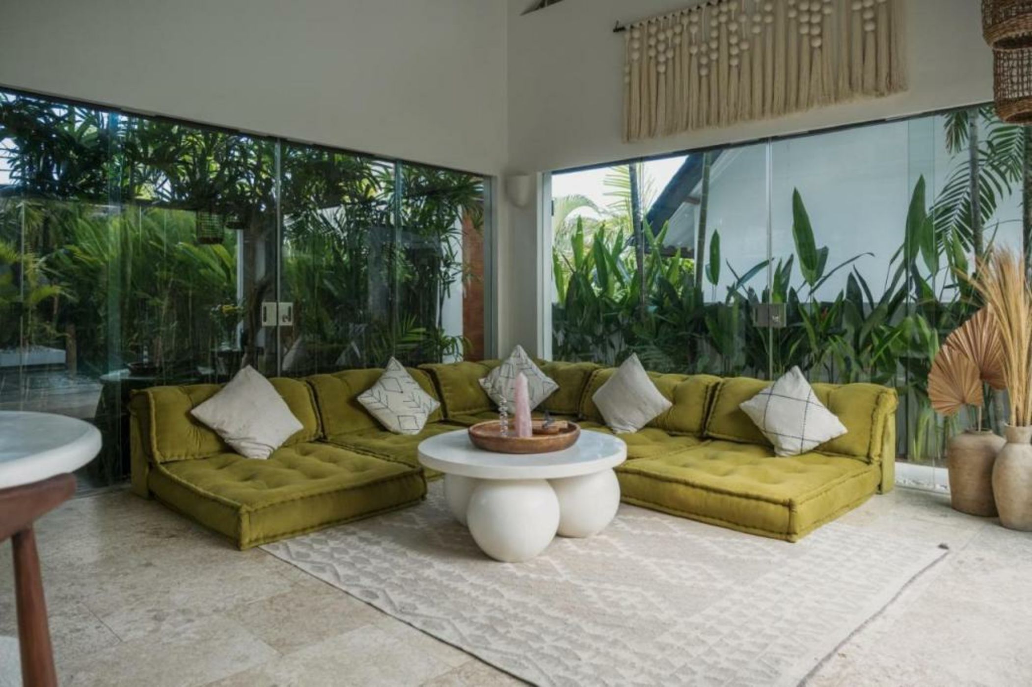 Tropical Oasis in Canggu - Villa Ruby