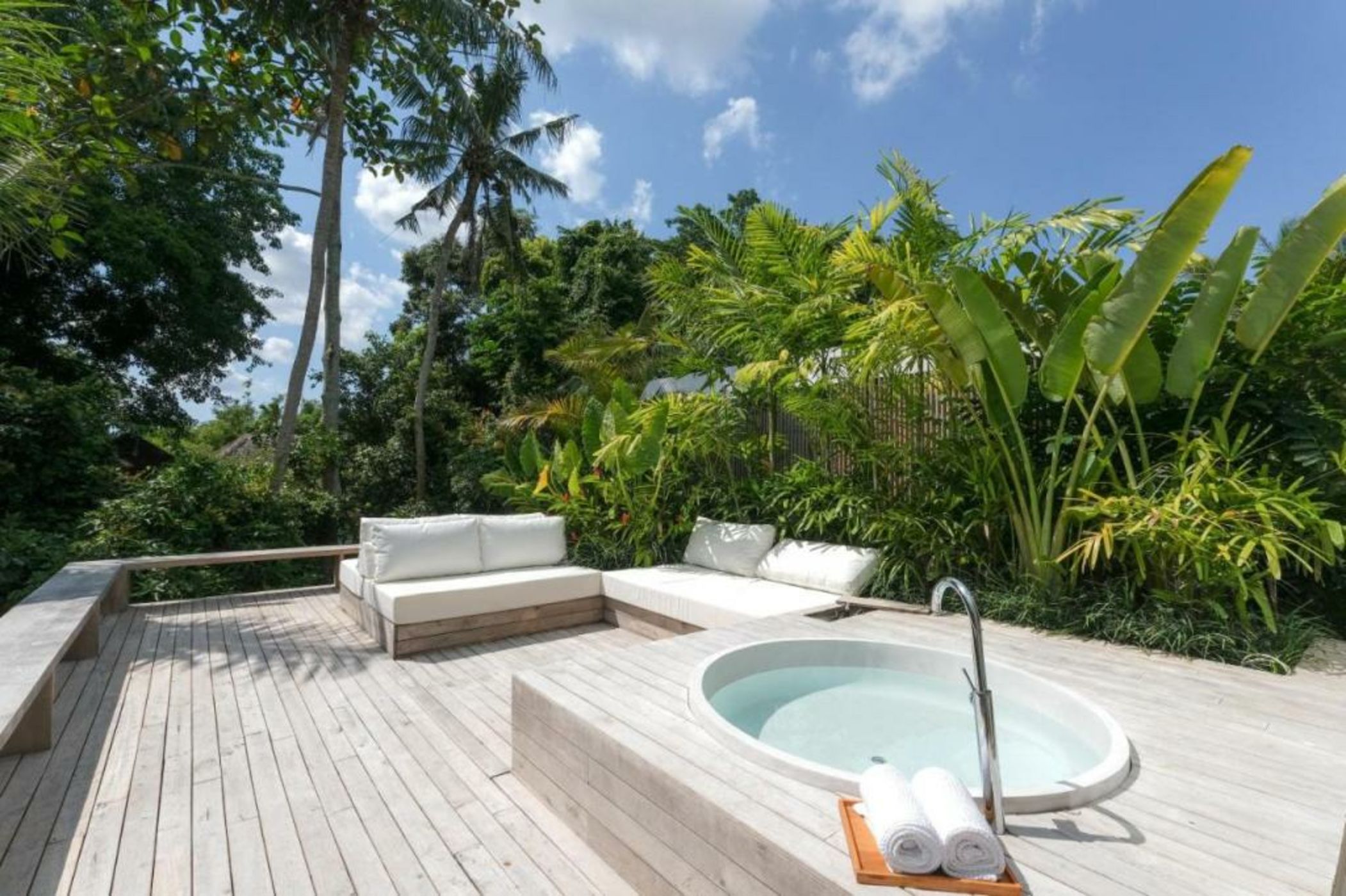 Makali Temple Village