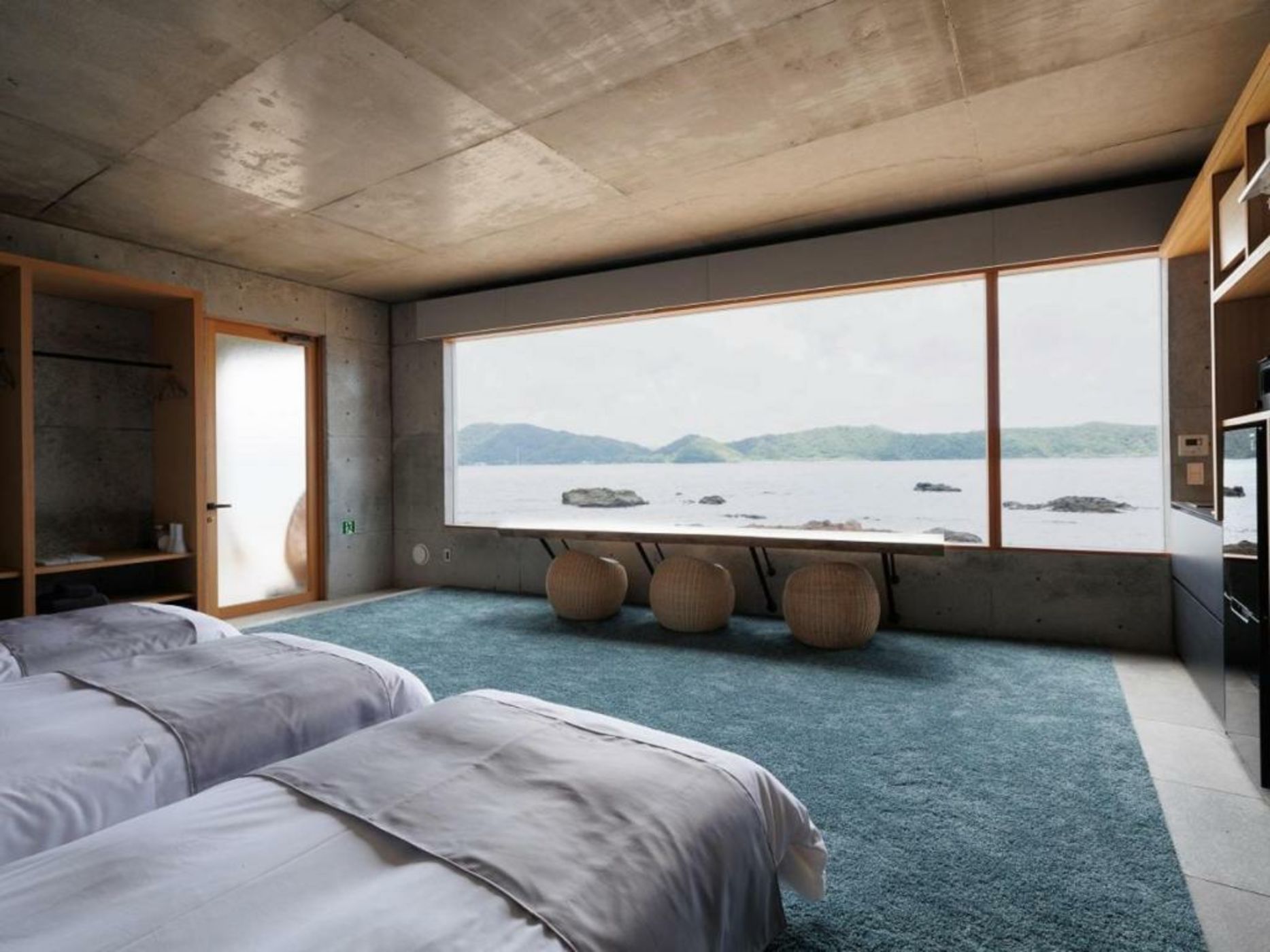 Denpaku The Beachfront MIJORA