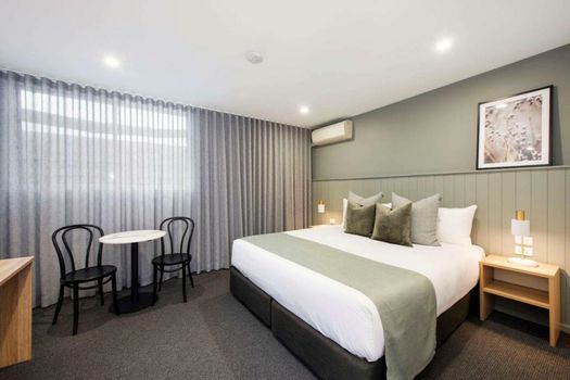 The Clairfield Hotel