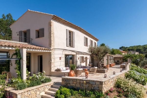 LA BASTIDE DES CULS-ROUSSET