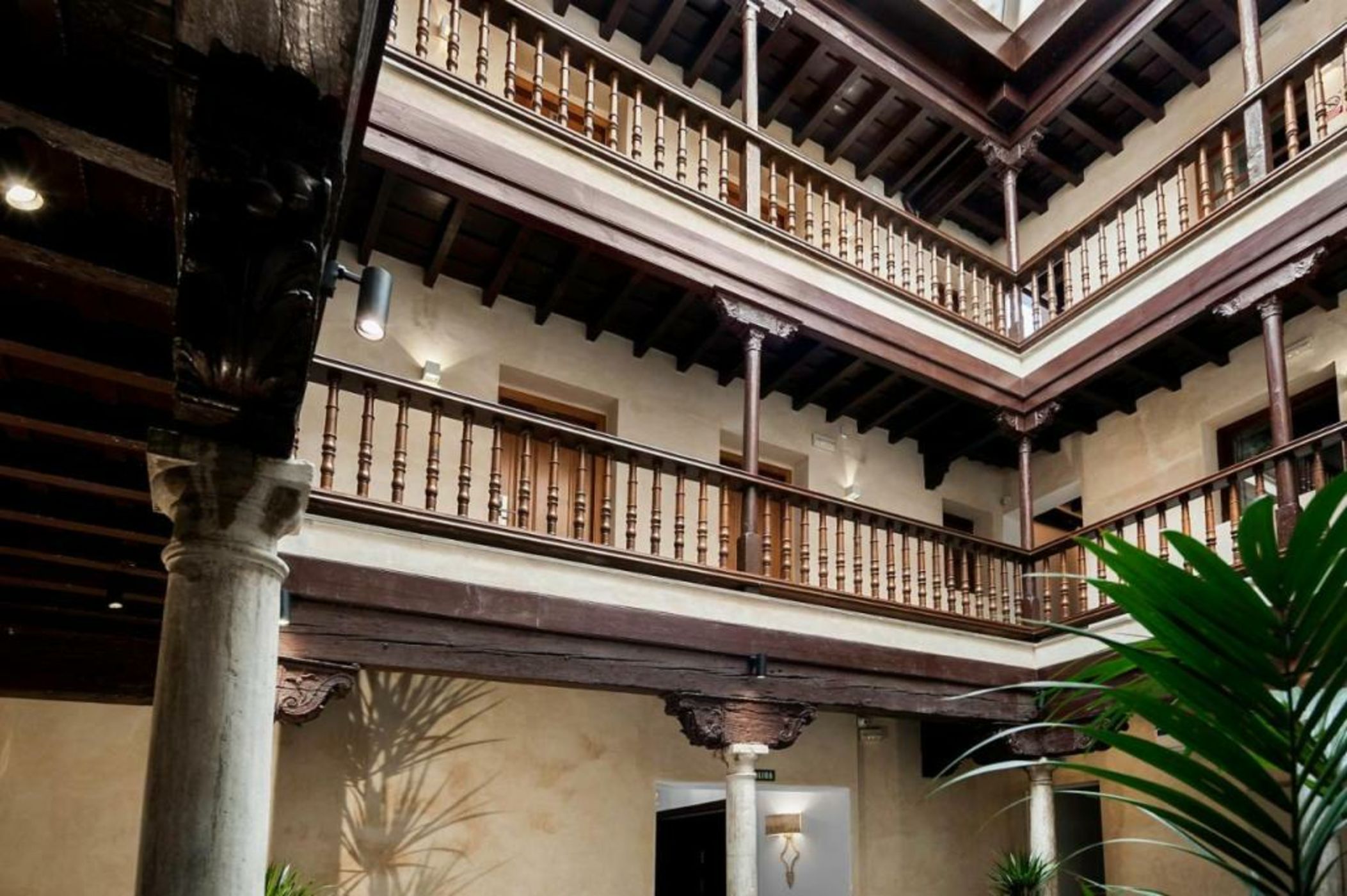 Hotel Mercader de Sedas