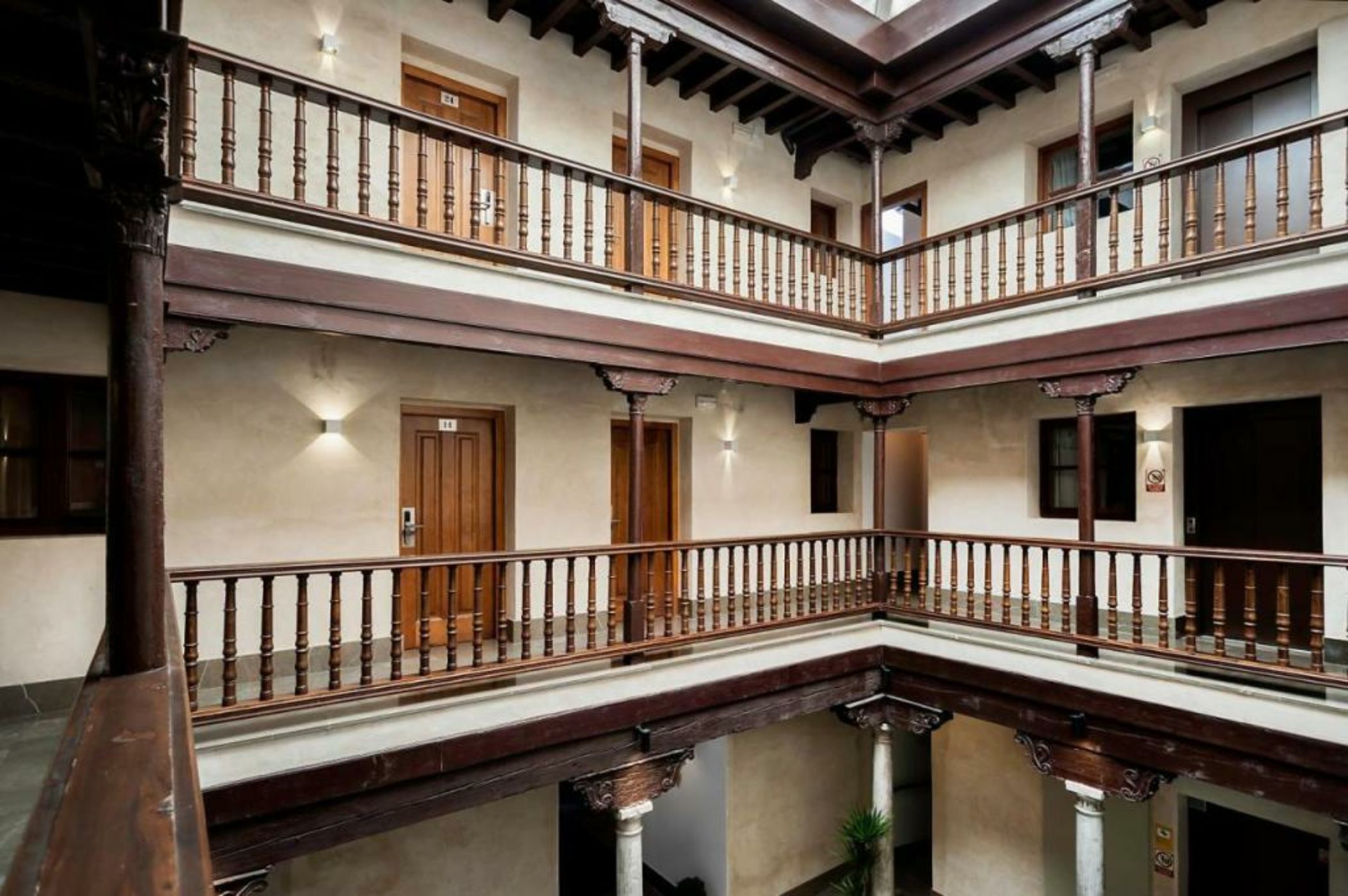 Hotel Mercader de Sedas