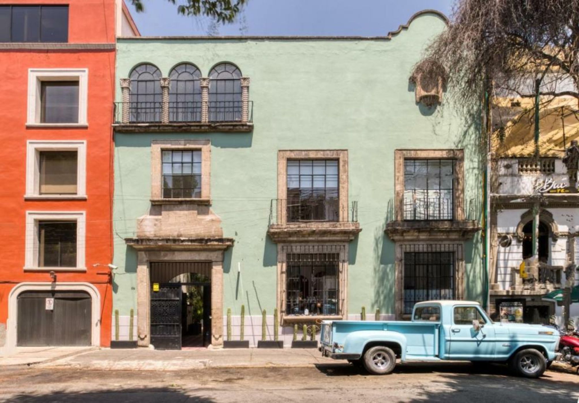 Santa Casa by Tasman