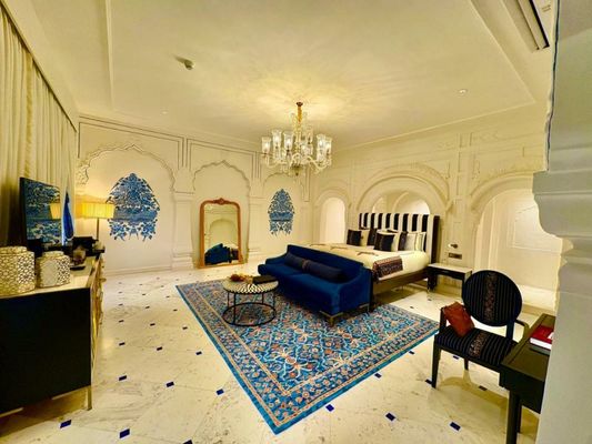RAN BAAS The Palace