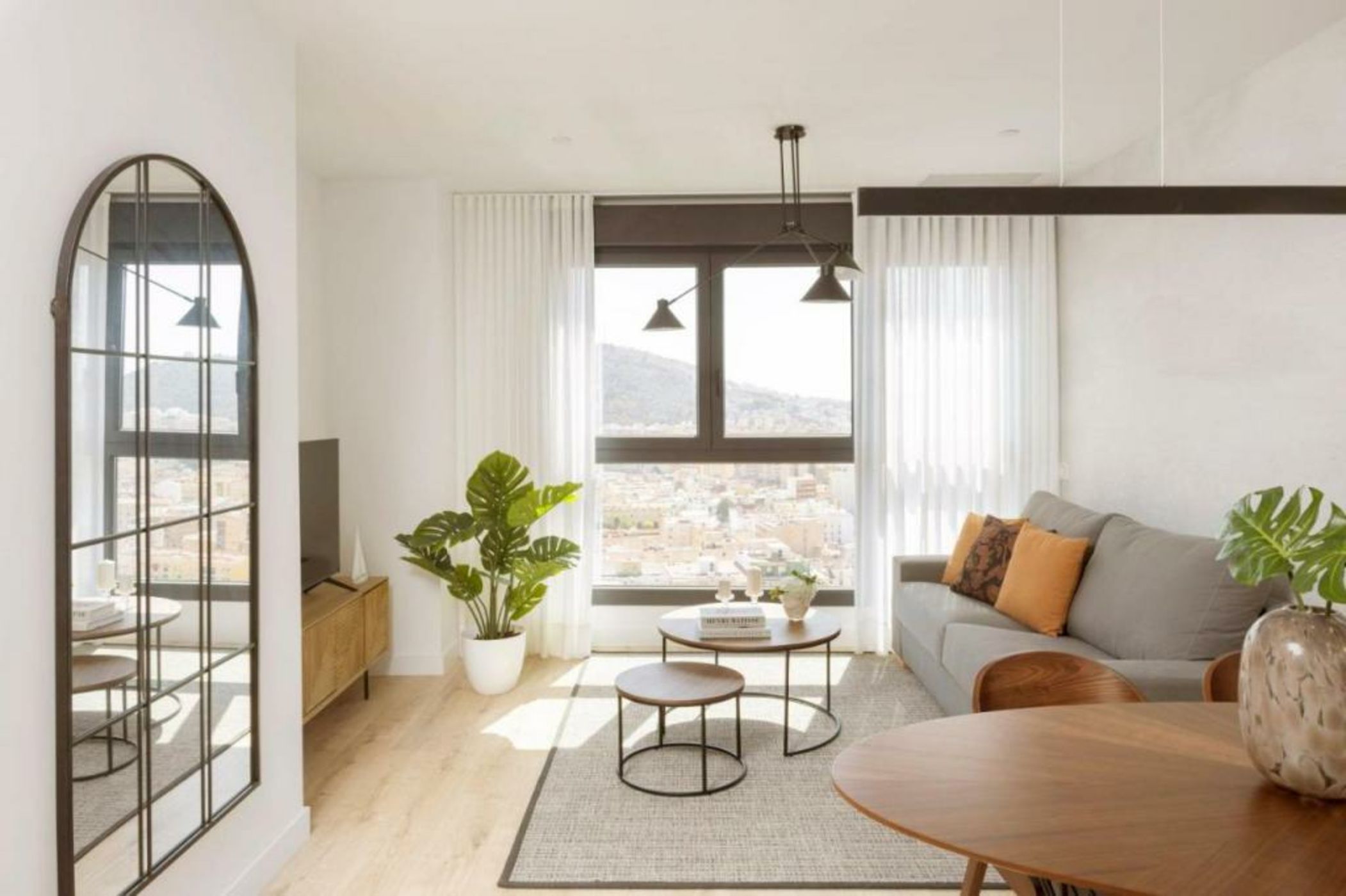 Urban Sky , Torre I, 21D