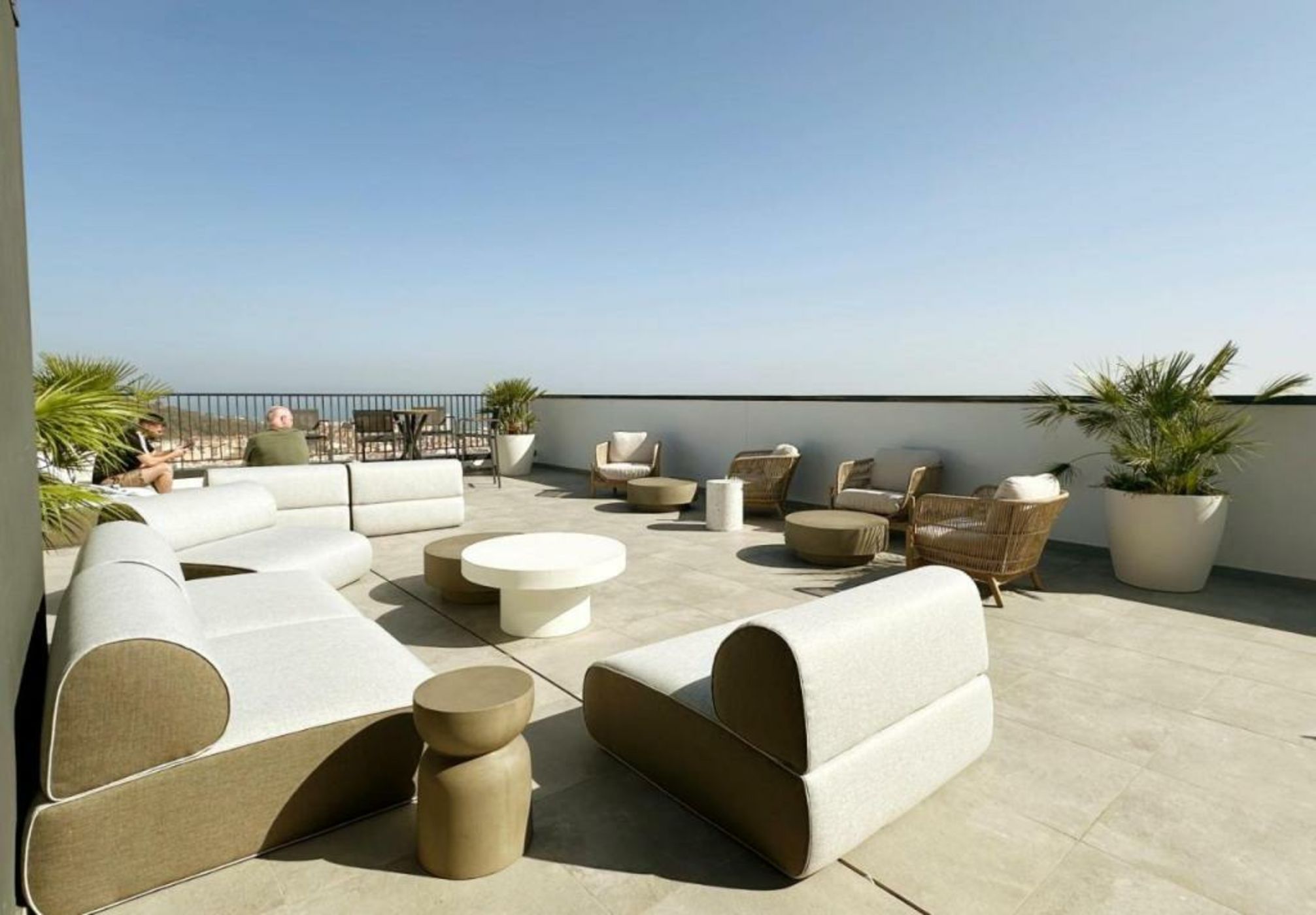 Urban Sky , Torre I, 21D