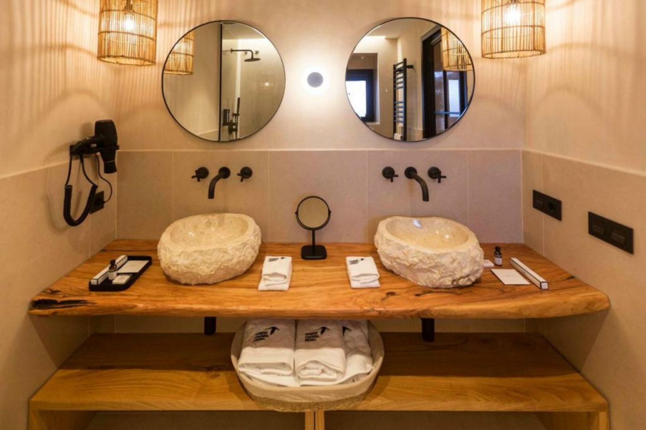 Hábitat Cigüeña Negra