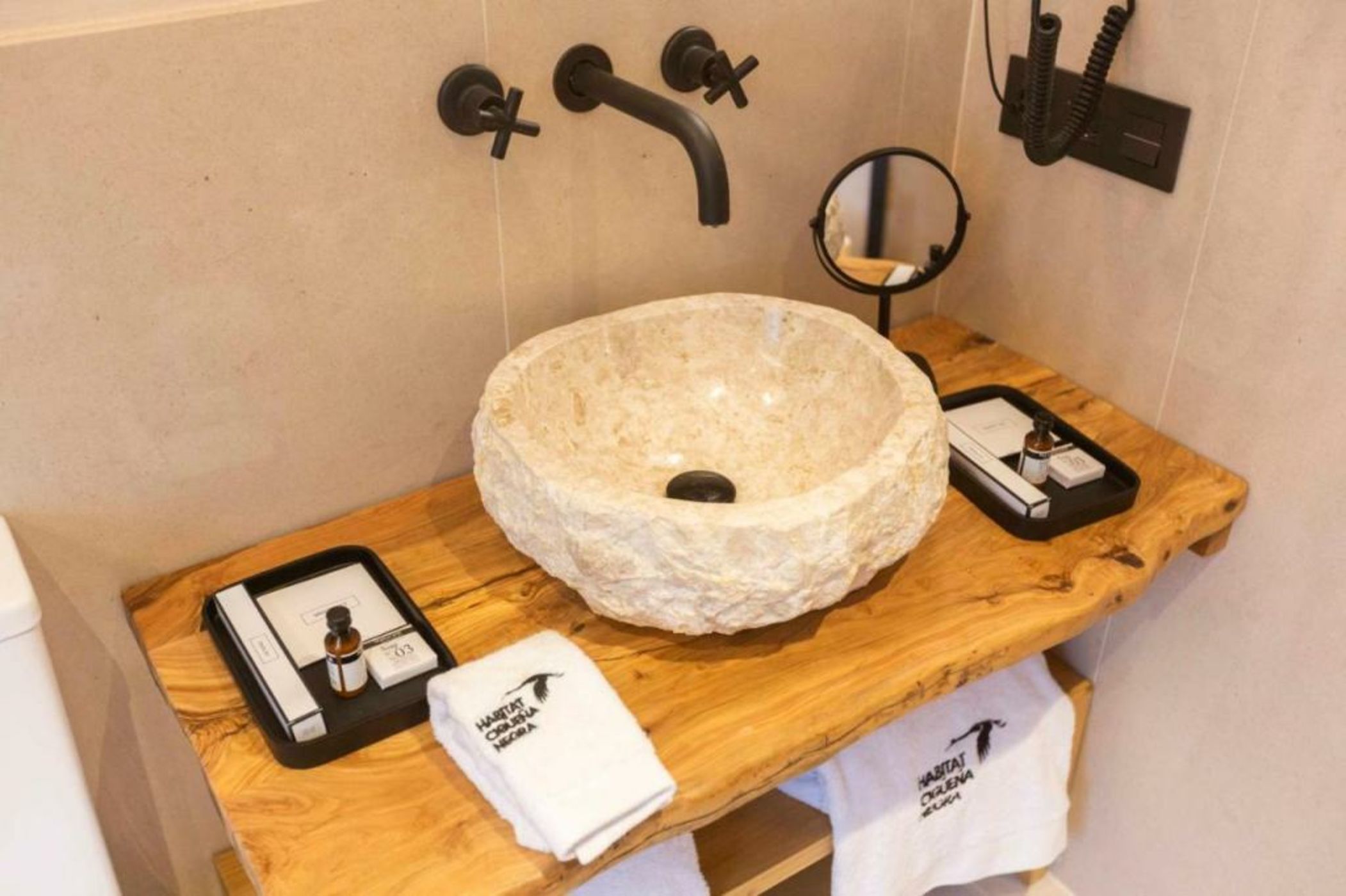 Hábitat Cigüeña Negra