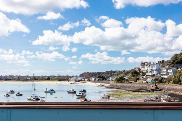 The Moorings Hotel & Restaurant