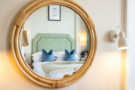 The Moorings Hotel & Restaurant