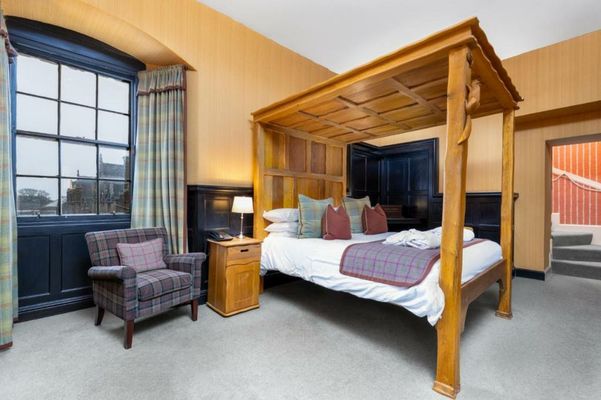 Dornoch Castle Hotel