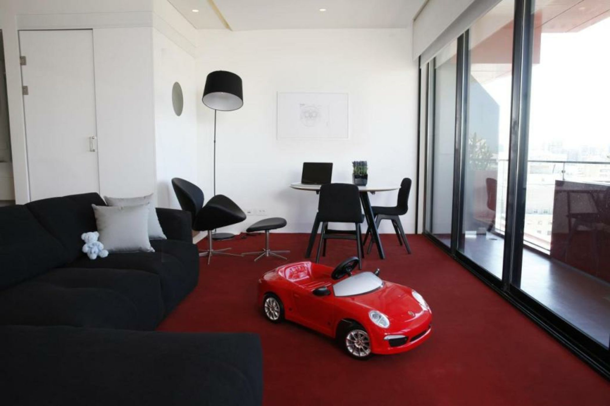 1866 Court & Suites Hotel