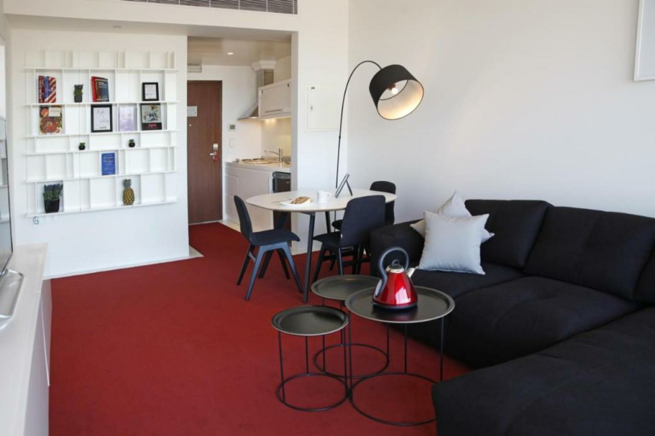 1866 Court & Suites Hotel