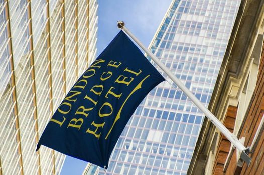 London Bridge Hotel