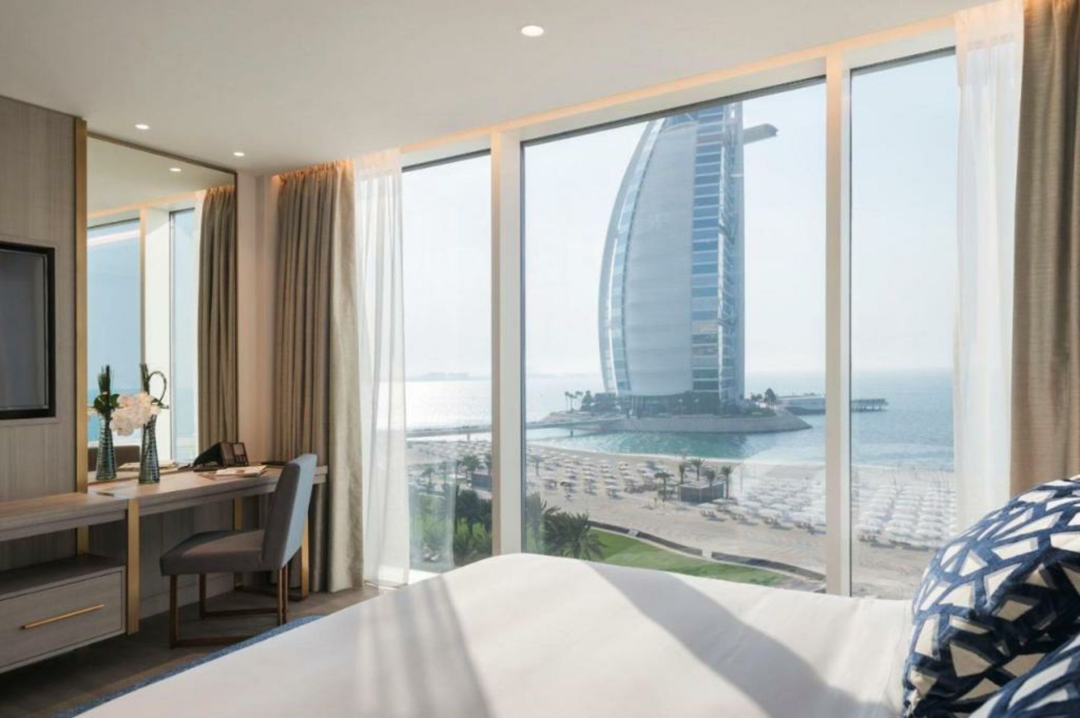 Jumeirah Beach Hotel Dubai