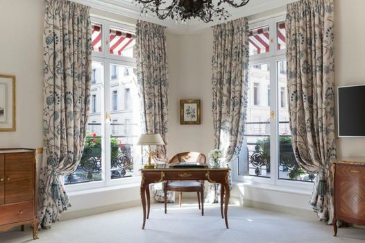 Le Bristol Paris, Oetker Hotels