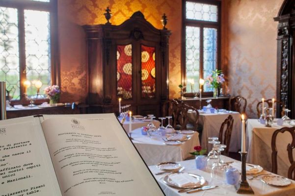 Palazzetto Pisani Grand Canal