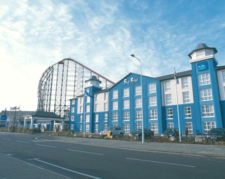 The Big Blue Hotel - Blackpool Pleasure Beach