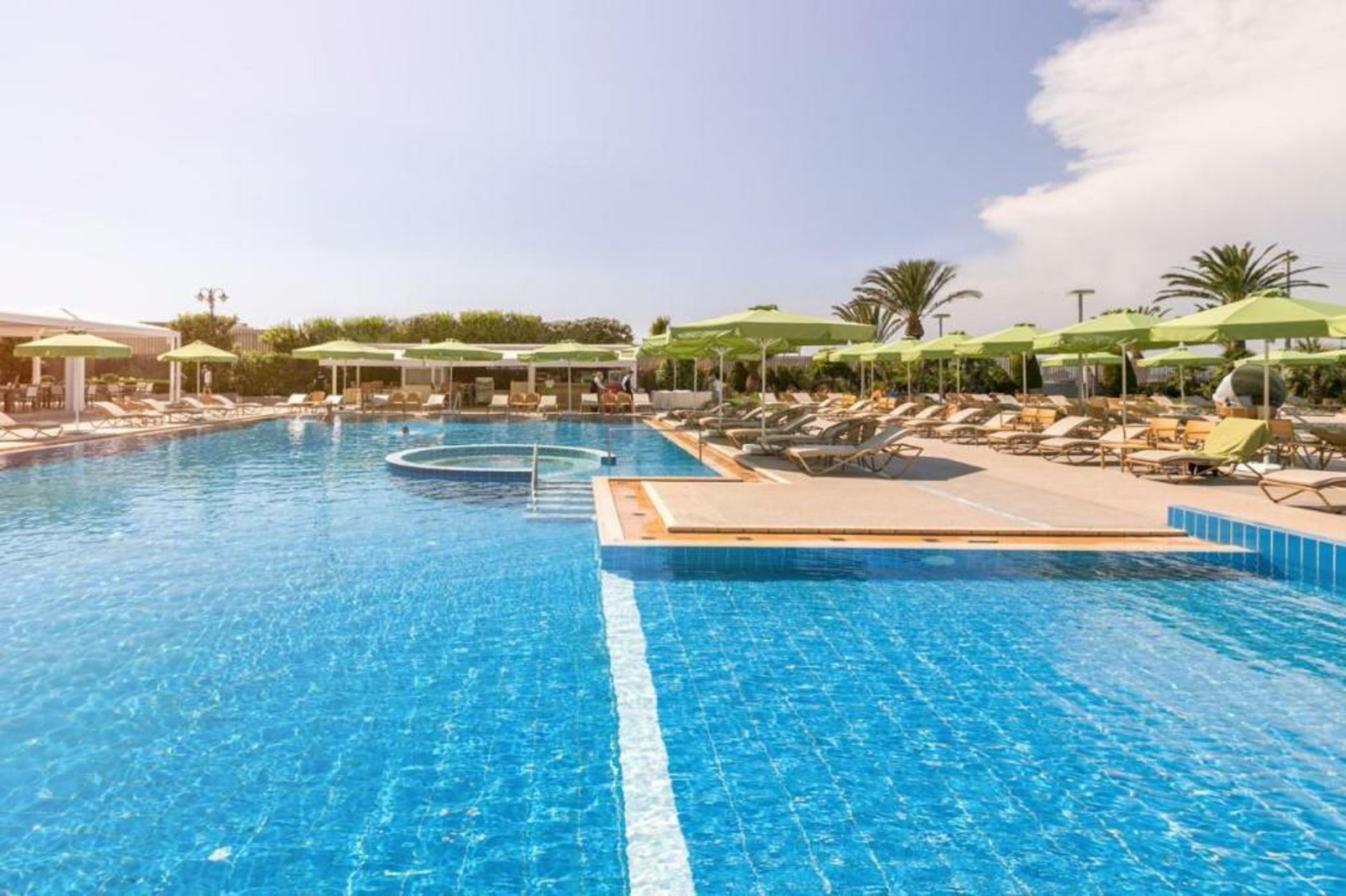 Divani Apollon Palace & Thalasso