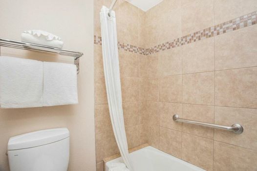 Stanford Inn & Suites Anaheim