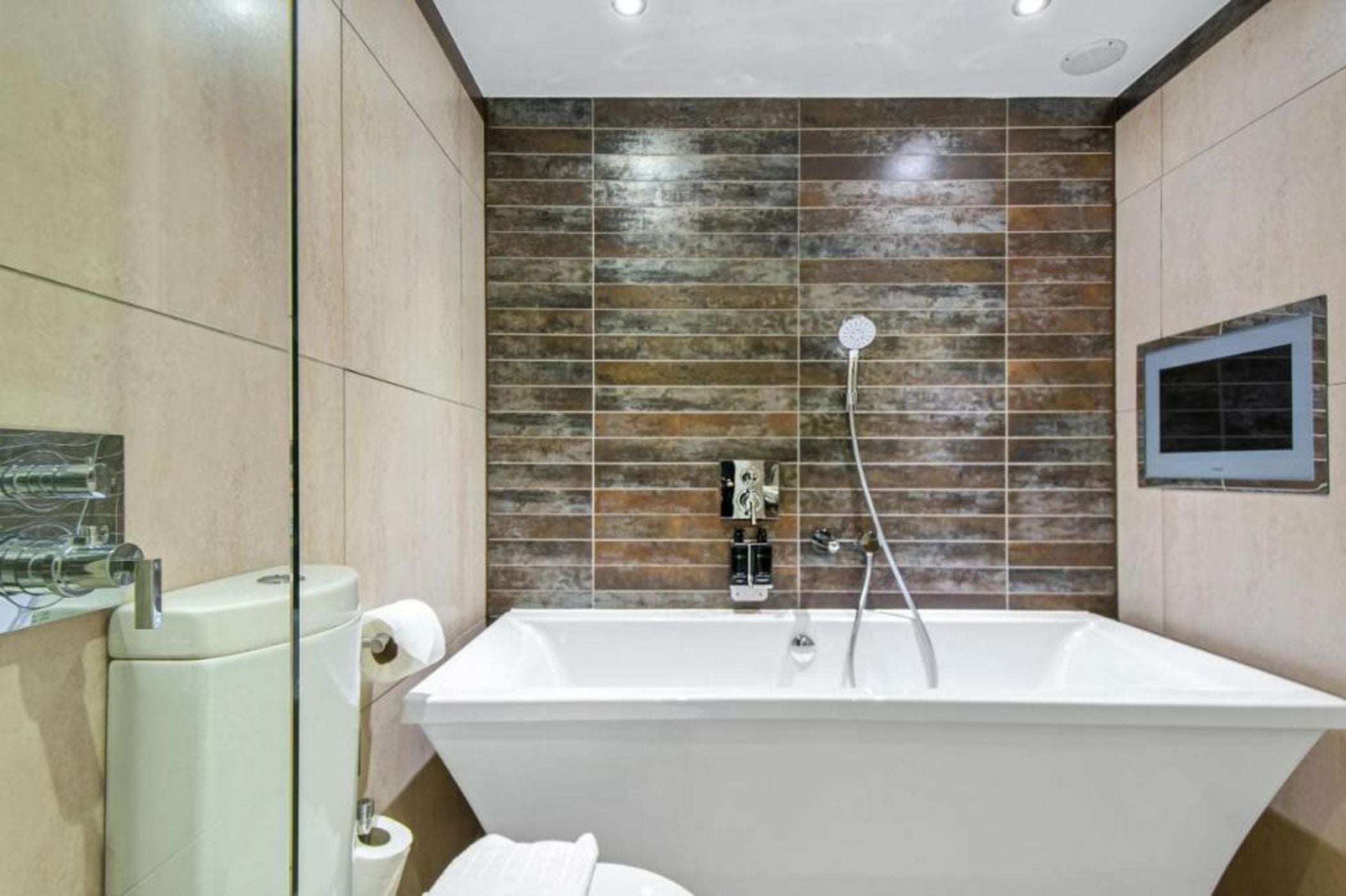 Roomzzz Manchester City