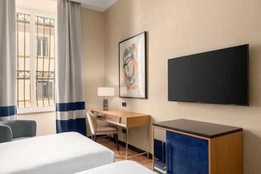 Room Mate Collection Mia, Rome Colosseum