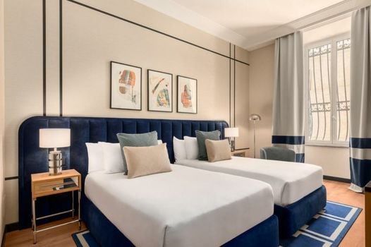 Room Mate Collection Mia, Rome Colosseum