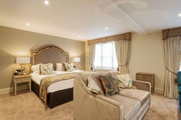 The Swan Hotel, Wells, Somerset - The Coaching Inn Group