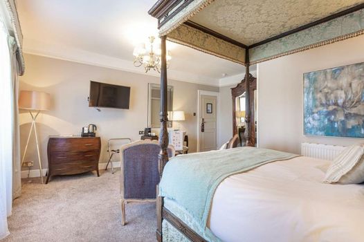 The Swan Hotel, Wells, Somerset - The Coaching Inn Group