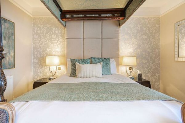 The Swan Hotel, Wells, Somerset - The Coaching Inn Group