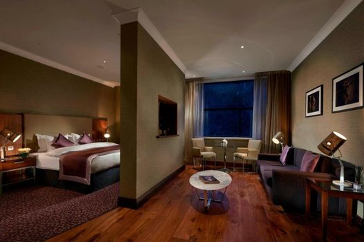 The Glasshouse, Autograph Collection