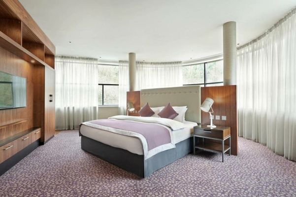 The Glasshouse, Autograph Collection