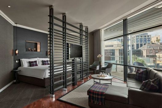 The Glasshouse, Autograph Collection