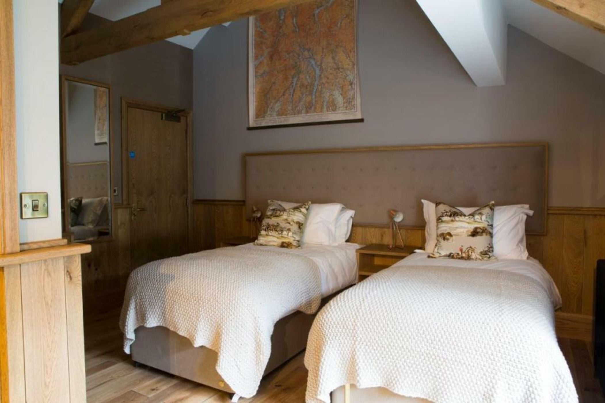 The Queen's Head Hotel