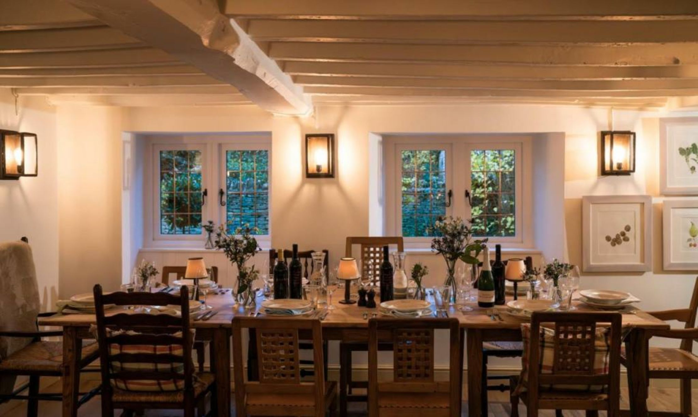 The Three Horseshoes