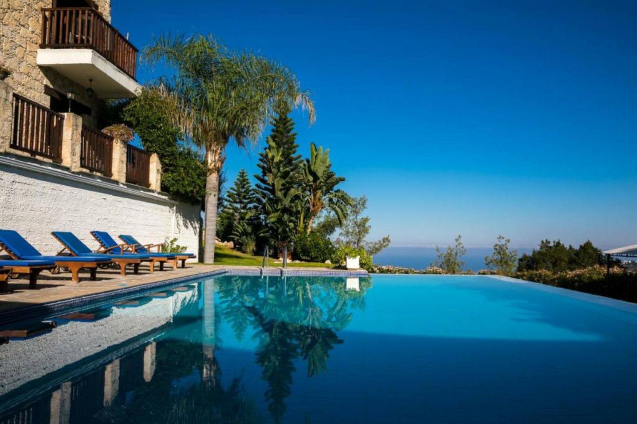 Demetriou Paradisos Hills Hotel