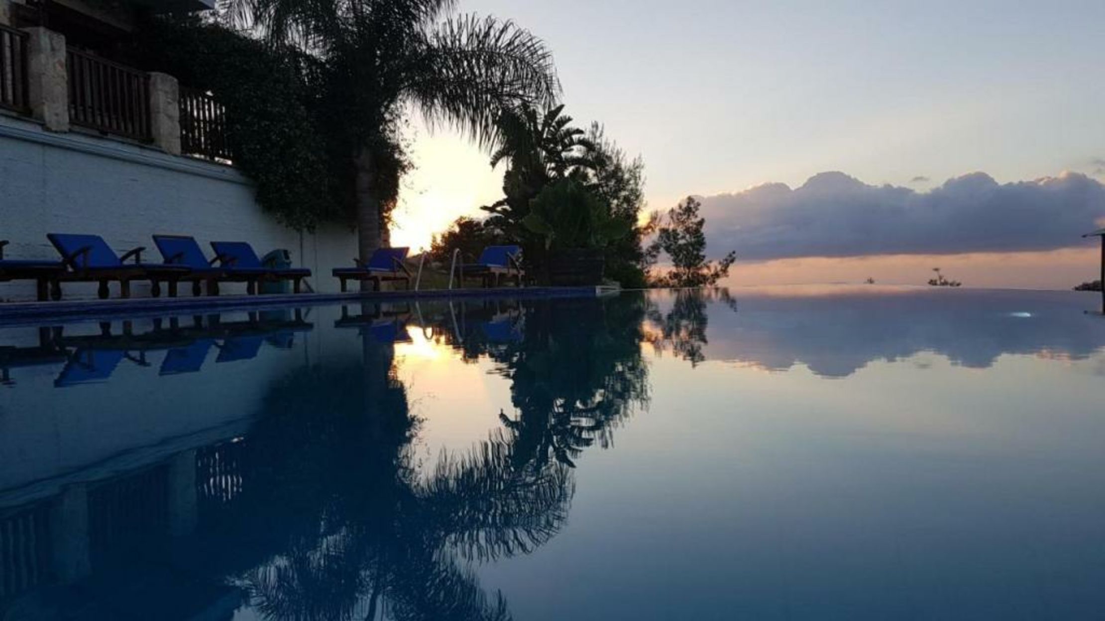 Demetriou Paradisos Hills Hotel