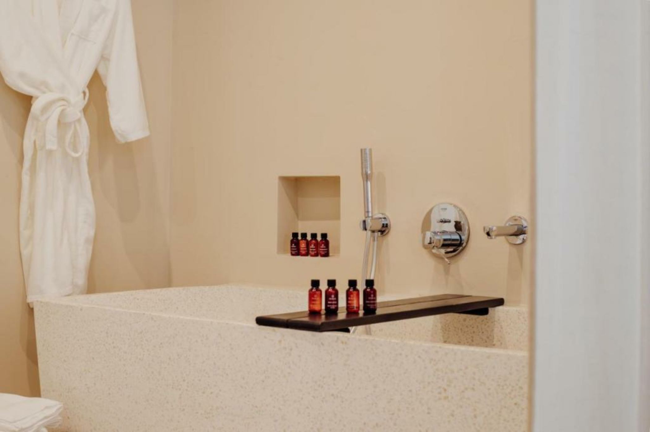 Thymises Boutique Hotel