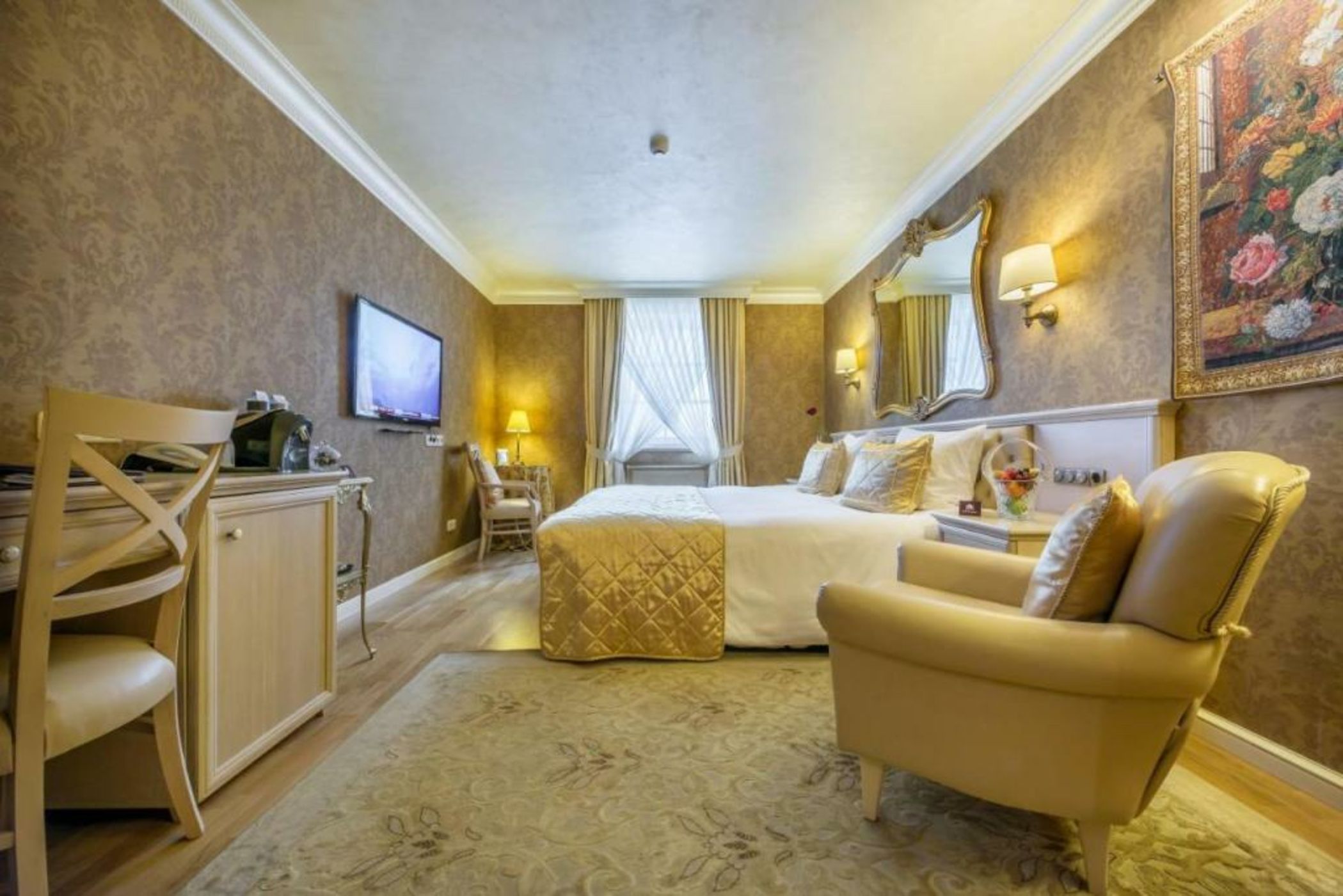 Imperial Hotel & Restaurant