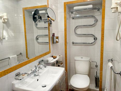 Imperial Hotel & Restaurant