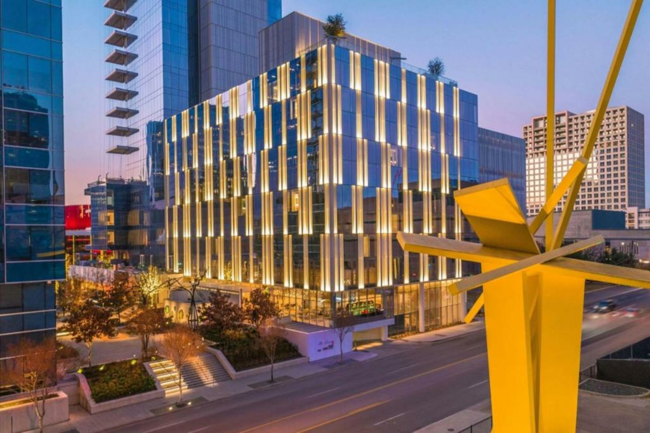 HALL Arts Hotel, Dallas, Autograph Collection