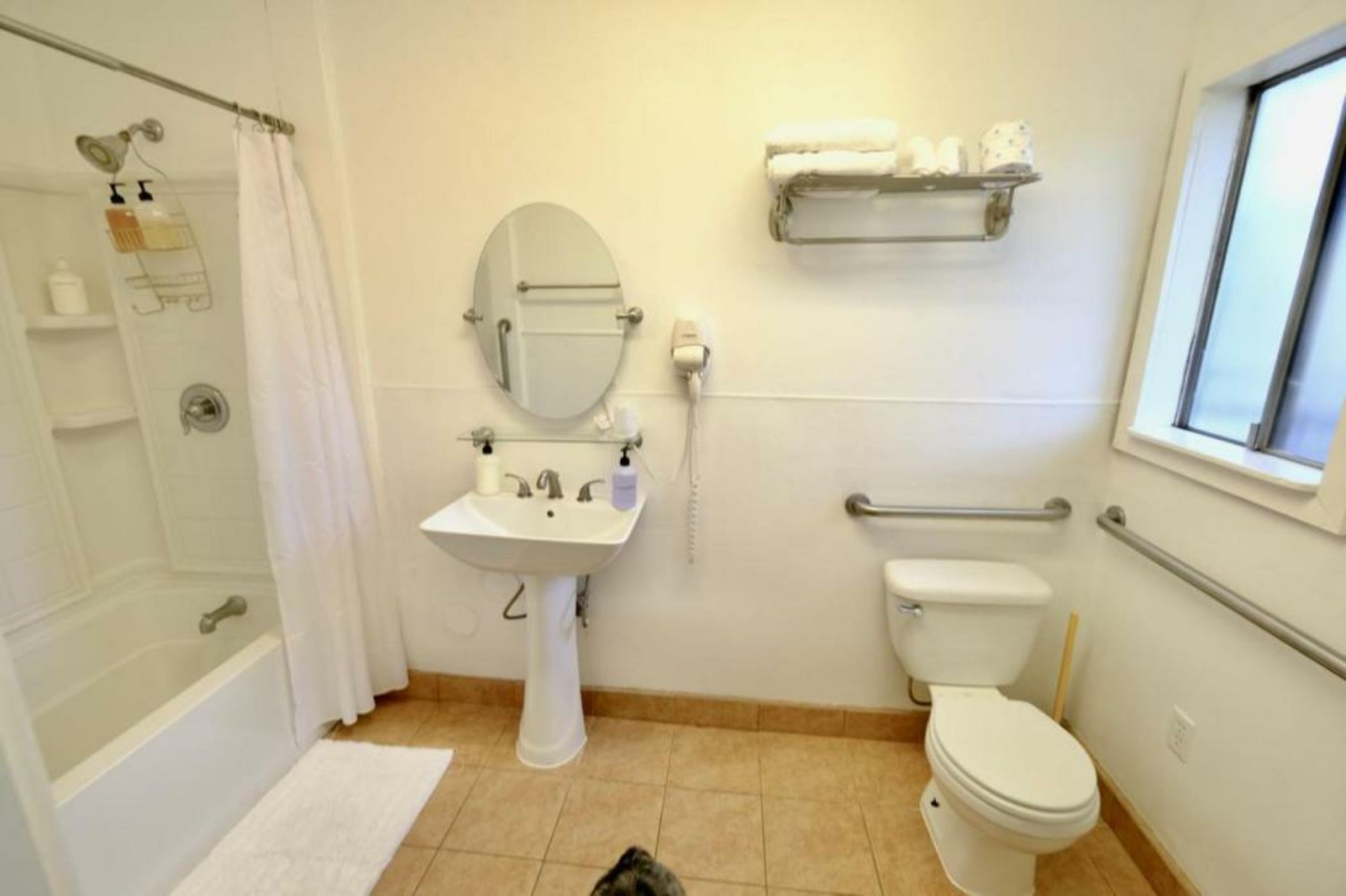 Yosemite Bug Rustic Mountain Resort