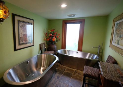 Yosemite Bug Rustic Mountain Resort