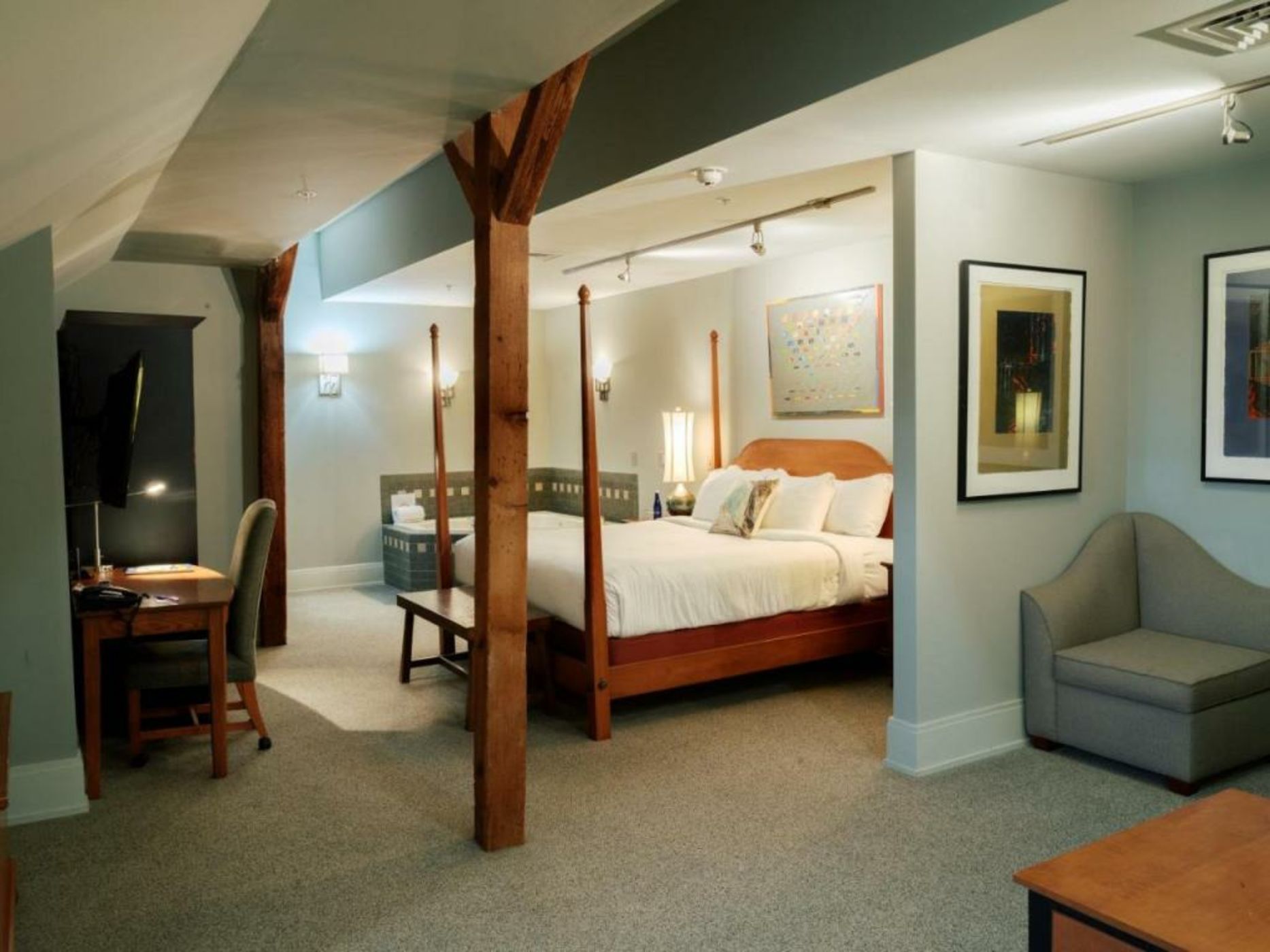 Lancaster Arts Hotel