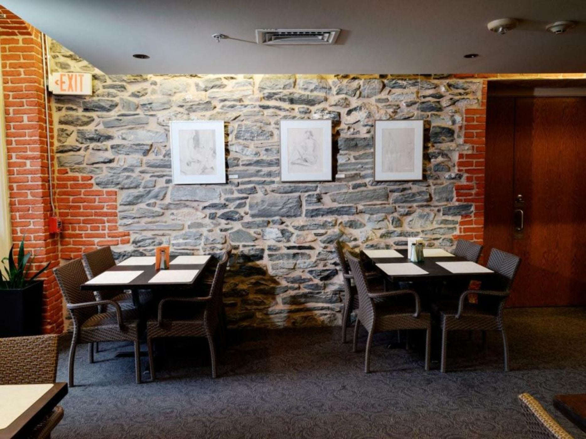 Lancaster Arts Hotel