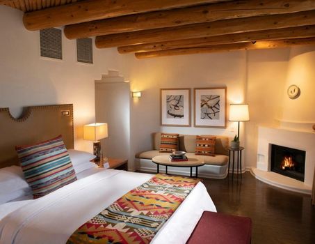 Rosewood Inn of the Anasazi