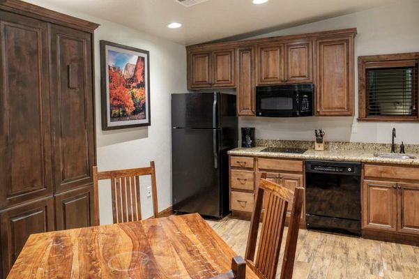 Cable Mountain Lodge