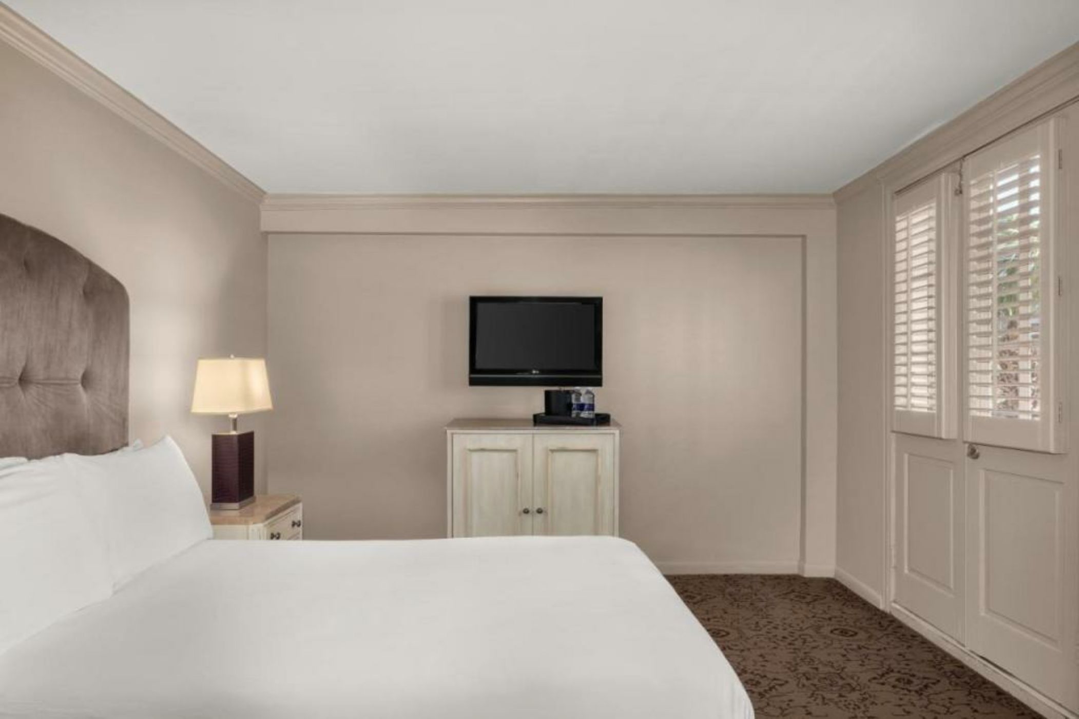 Dauphine Orleans Hotel